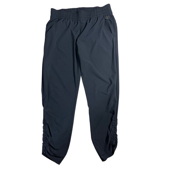 CALIA Women's Journey Ruched Cropped Pants Medium - Picture 1 of 7